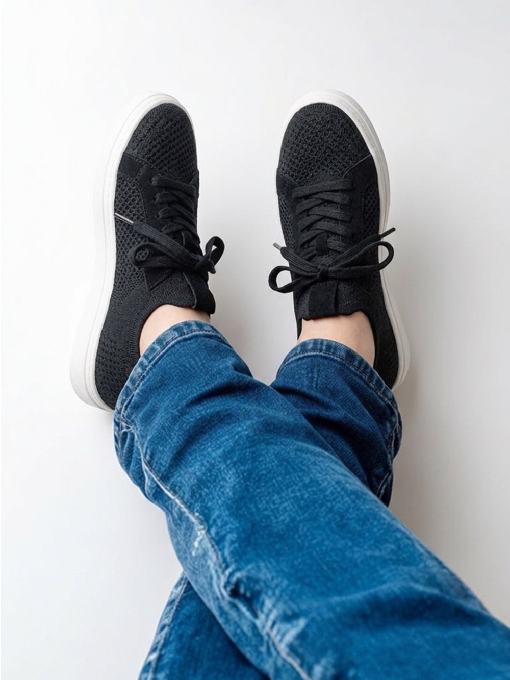 White Mountain Knit Sneakers – Black Size 8 / NWT
